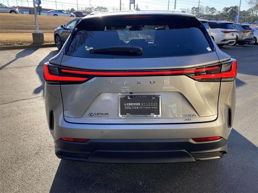 2025 Lexus NX 350h Premium