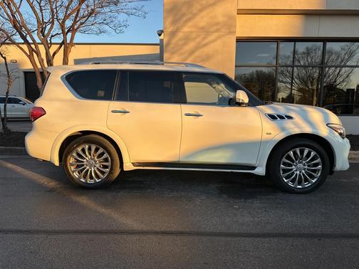 2015 INFINITI QX80 Base