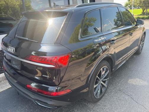 2020 Audi Q7 55 Prestige