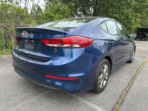 Lakeside Blue 2018 Hyundai ELANTRA SEL