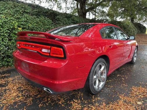 2011 Dodge Charger Base