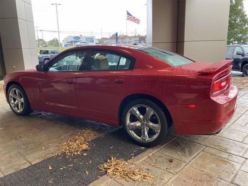 2011 Dodge Charger Base