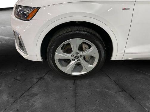 2023 Audi Q5 45 S line quattro Premium