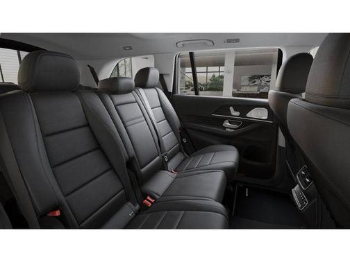 2026 Mercedes-Benz GLS 450 