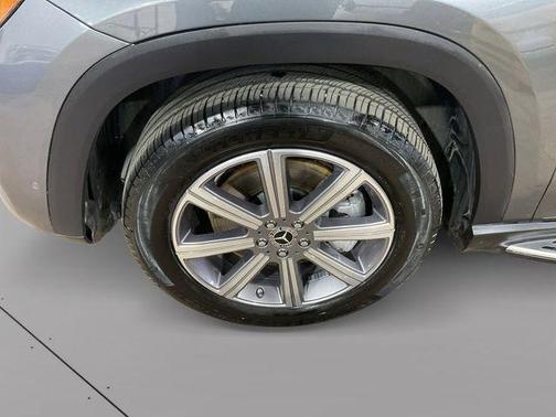 Selenite Gray Metallic 2023 Mercedes-Benz GLS 450 4MATIC