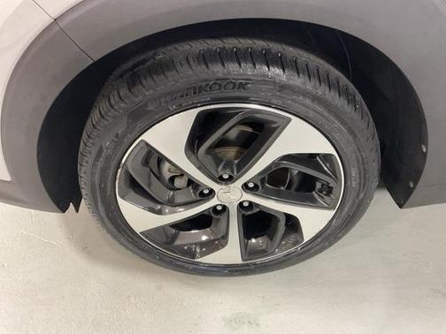 2016 Hyundai TUCSON Sport