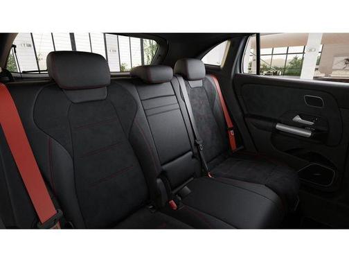 2025 Mercedes-Benz AMG GLA 35 Base