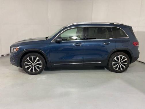 2021 Mercedes-Benz GLB 250 Base 4MATIC