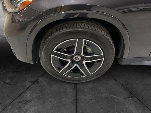 2023 Mercedes-Benz GLC 300 Base 4MATIC