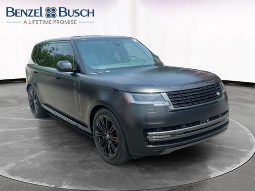 2024 Land Rover Range Rover P530 SE