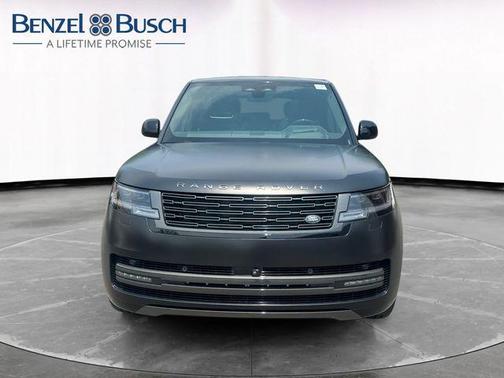 2024 Land Rover Range Rover P530 SE