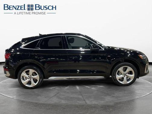 2022 Audi Q5 45 S line Premium Plus