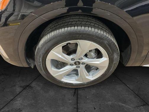 2022 Audi Q5 45 S line Premium Plus