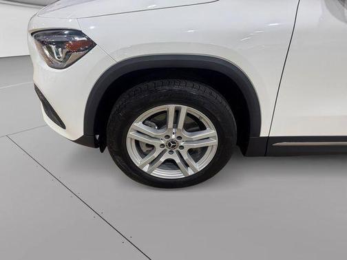 Midnight Black 2022 Mercedes-Benz GLA 250 Base 4MATIC