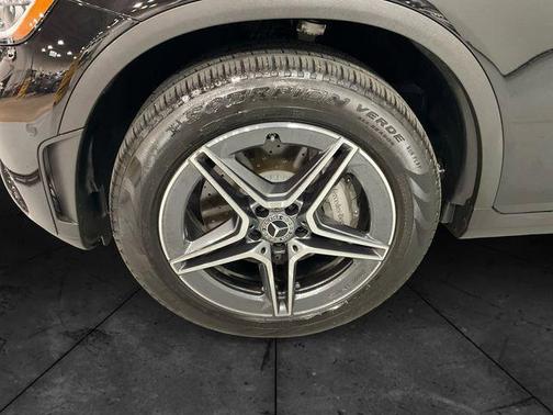 2022 Mercedes-Benz GLC 300 Base 4MATIC