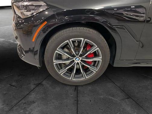 2023 BMW X6 xDrive40i