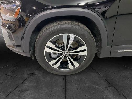 2025 Mercedes-Benz GLB 250 Base 4MATIC