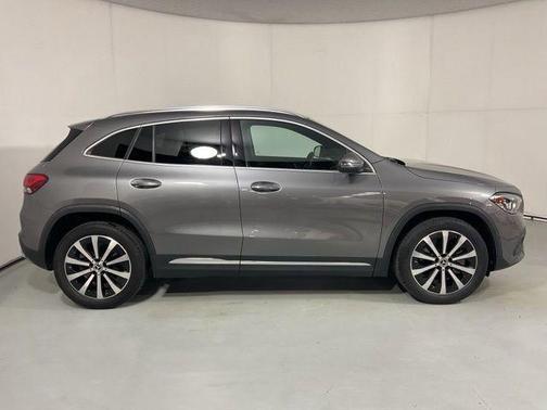 2021 Mercedes-Benz GLA 250 Base 4MATIC