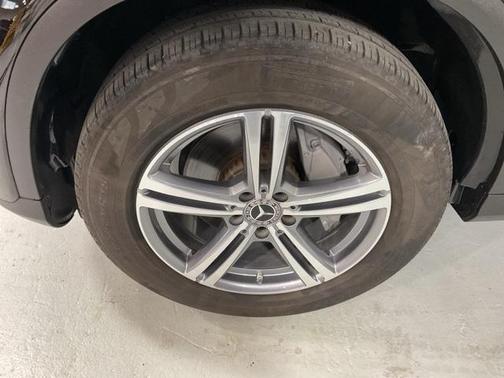 2021 Mercedes-Benz GLC 300 Base 4MATIC