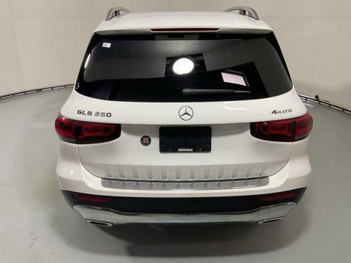 2021 Mercedes-Benz GLB 250 Base 4MATIC