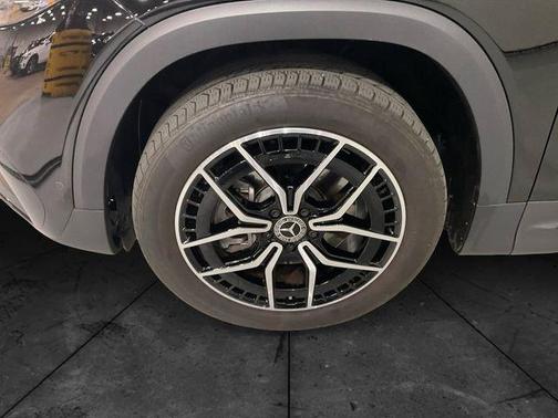2023 Mercedes-Benz EQB 350 Base 4MATIC