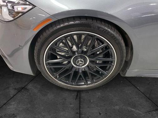 2025 Mercedes-Benz AMG S 63 E Base