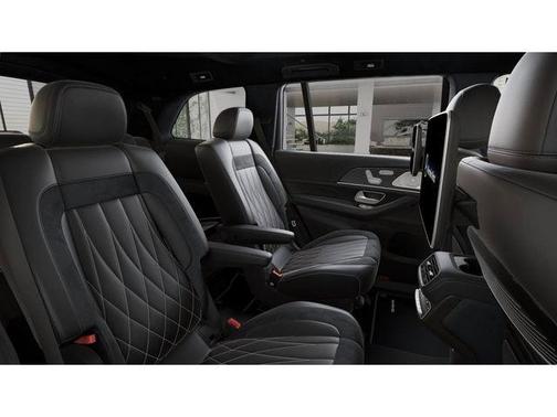 2026 Mercedes-Benz AMG GLS 63 Base