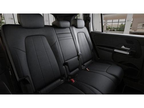 Polar White 2026 Mercedes-Benz GLB 250 Base 4MATIC