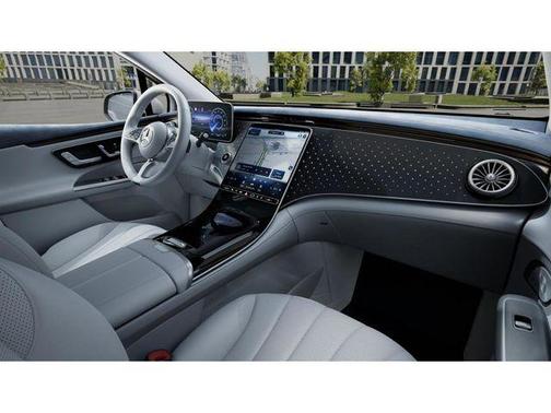 Polar White 2026 Mercedes-Benz EQE 320 Base 4MATIC