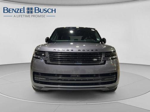 Eiger Grey 2024 Land Rover Range Rover P400 SE