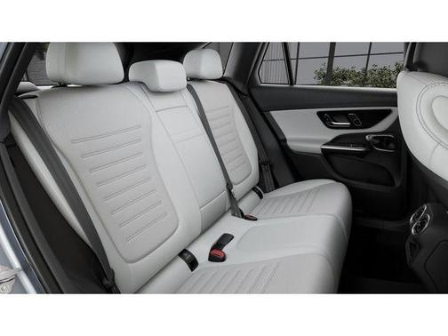 2025 Mercedes-Benz GLC 350e Base 4MATIC