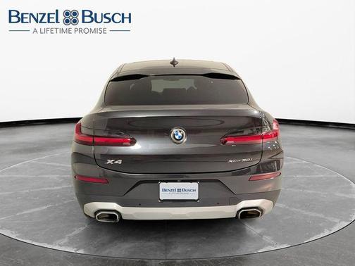 2022 BMW X4 xDrive30i