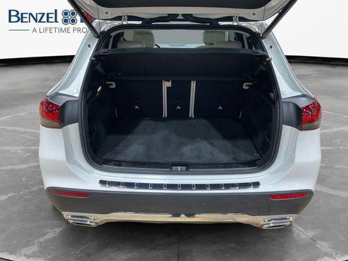 2023 Mercedes-Benz GLA 250 Base 4MATIC