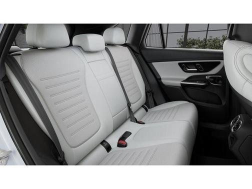 2025 Mercedes-Benz GLC 350e Base 4MATIC