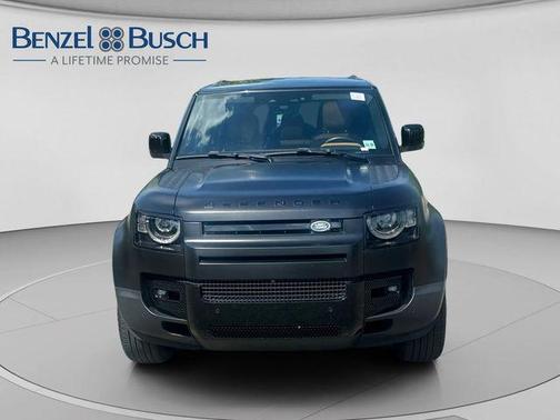 Santorini Black 2023 Land Rover Defender SE