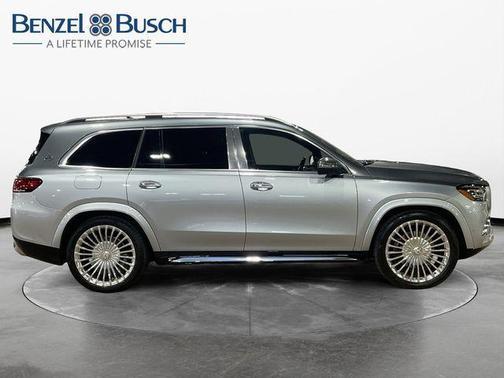 Citrus 2023 Mercedes-Benz Maybach GLS 600 4MATIC