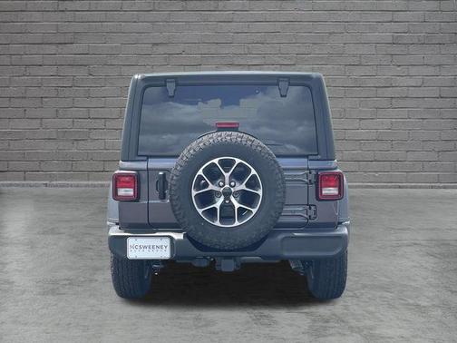 Granite Crystal Metallic Clearcoat 2025 Jeep Wrangler Sport S