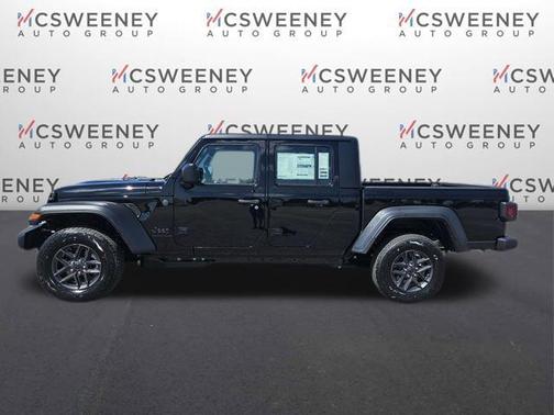 Black Clearcoat 2026 Jeep Gladiator Sport