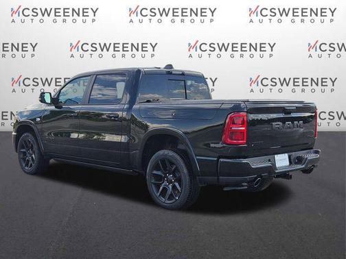 Diamond Black Crystal Pearlcoat 2026 RAM 1500 Limited