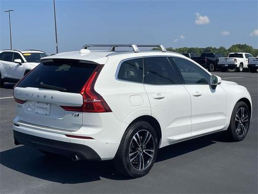 2018 Volvo XC60 T6 Momentum