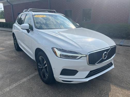 2018 Volvo XC60 T6 Momentum
