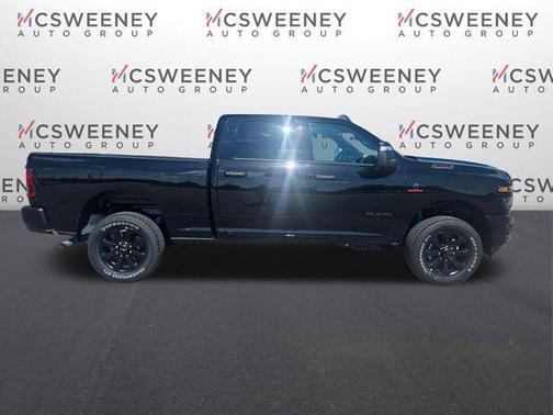 Diamond Black Crystal Pearlcoat 2026 RAM 2500 Big Horn Crew Cab 4x4 6'4' Box