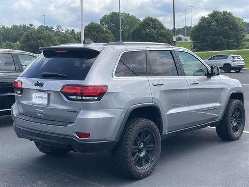 2020 Jeep Grand Cherokee Laredo