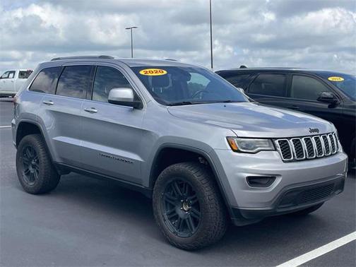 2020 Jeep Grand Cherokee Laredo