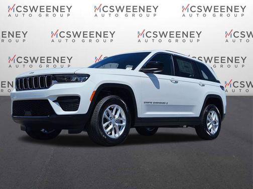 Bright White Clearcoat 2026 Jeep Grand Cherokee Laredo