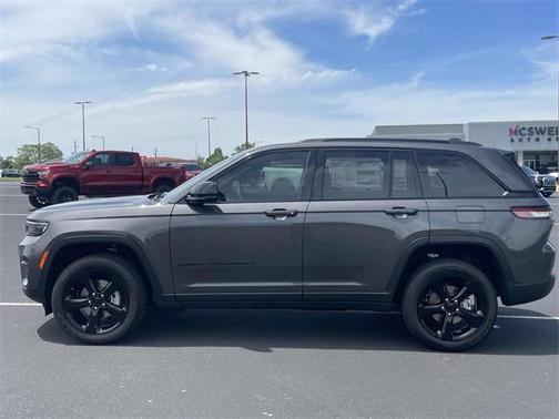 2025 Jeep Grand Cherokee Altitude