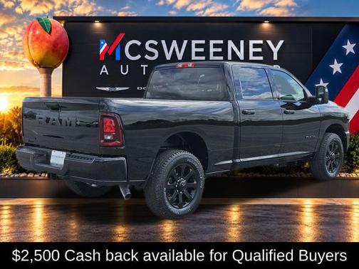 Diamond Black Crystal Pearlcoat 2026 RAM 2500 Big Horn Crew Cab 4x2 6'4' Box