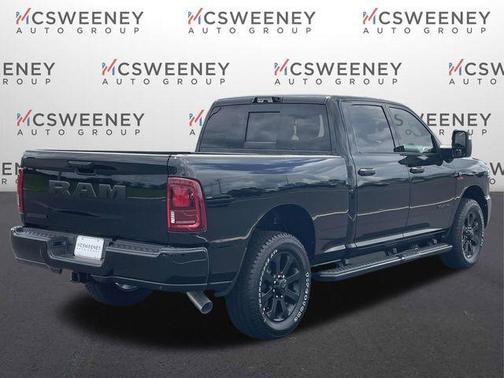 2025 RAM 2500 Big Horn Crew Cab 4x2 6'4' Box