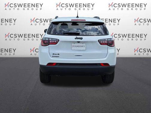 Bright White Clearcoat 2026 Jeep Compass Latitude