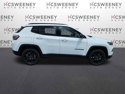 Bright White Clearcoat 2026 Jeep Compass Latitude